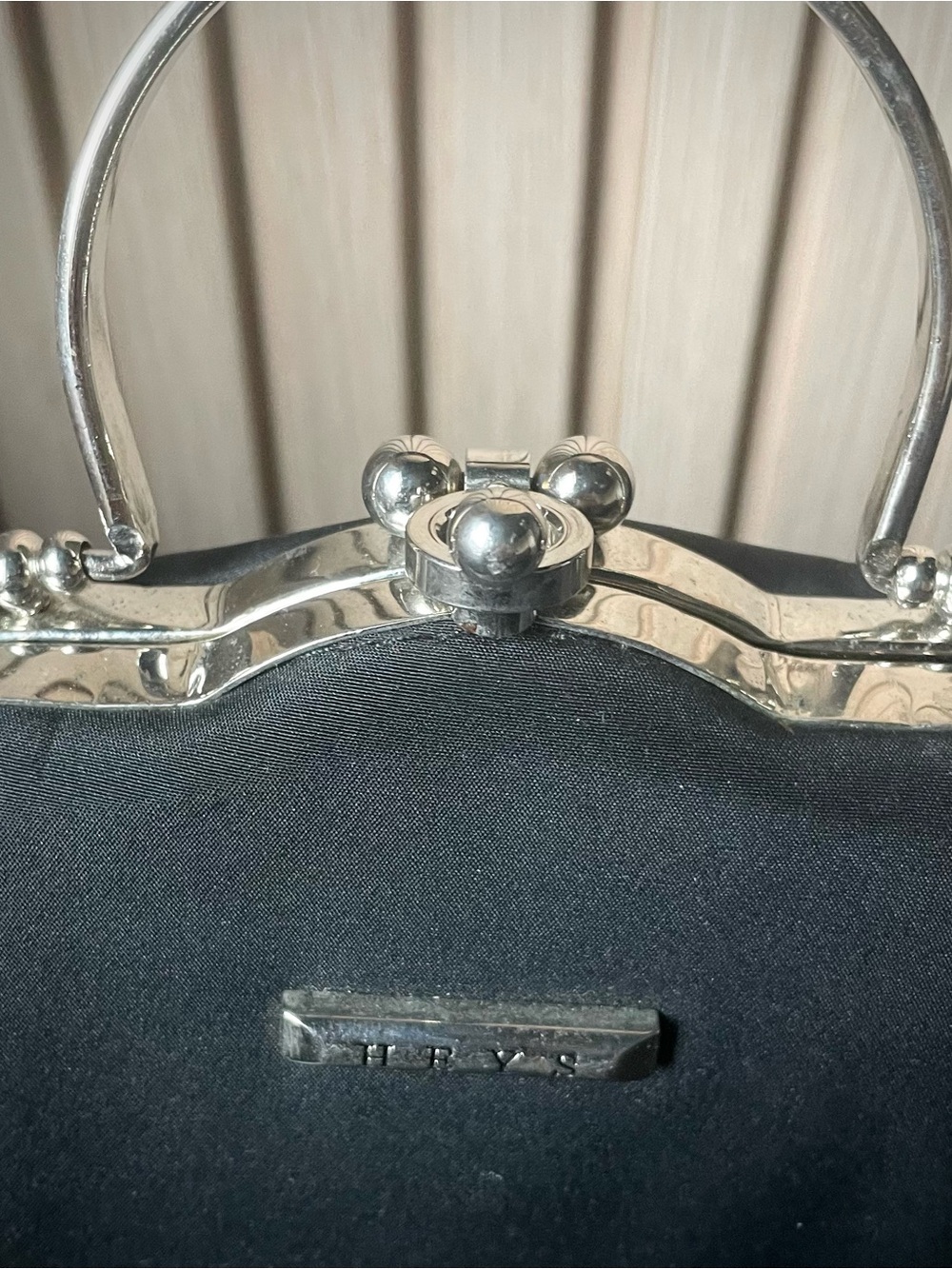 Black Vintage Top-Handle Evening Bag - Picture 4 of 6
